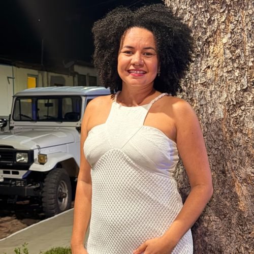 Fligatu homenageia autora que resgata histórias das mulheres no garimpo